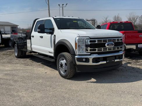 New 2026 Ford F450 XL w/ XL Chrome Package image 2