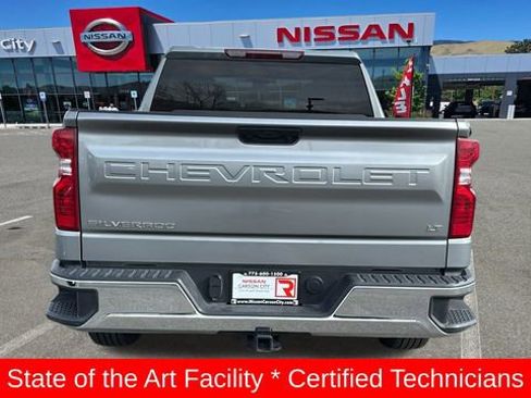 Used 2025 Chevrolet Silverado 1500 LT image 4