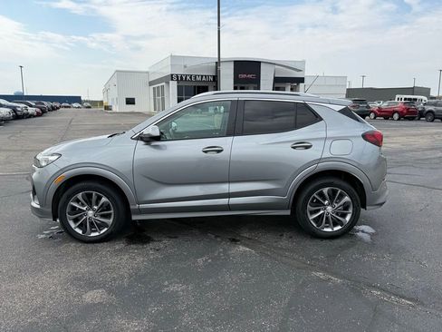 Used 2023 Buick Encore GX Select w/ Sport Touring Package image 5