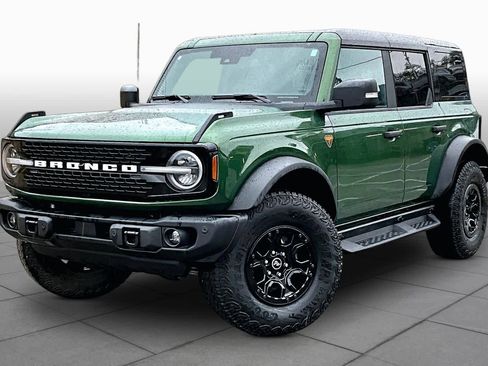 Certified 2025 Ford Bronco Badlands AWD/4WD image 40