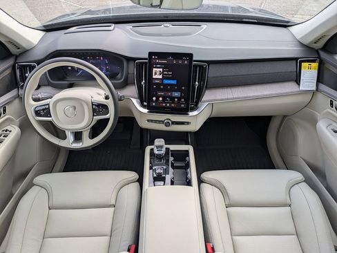 New 2026 Volvo XC90 T8 Ultra w/ Protection Package Premier AWD/4WD image 20