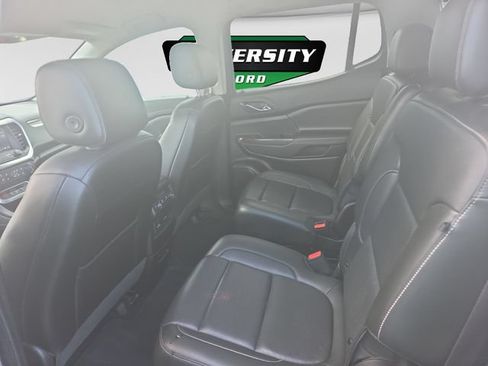 Used 2023 GMC Acadia SLT AWD/4WD image 9