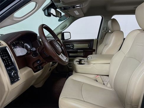 Used 2016 RAM 1500 Laramie w/ Convenience Group image 6