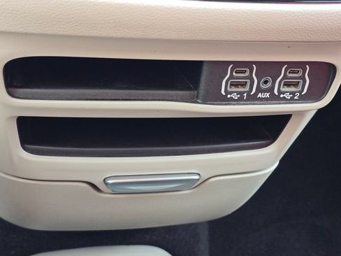 Used 2023 Chrysler Voyager LX FWD image 24