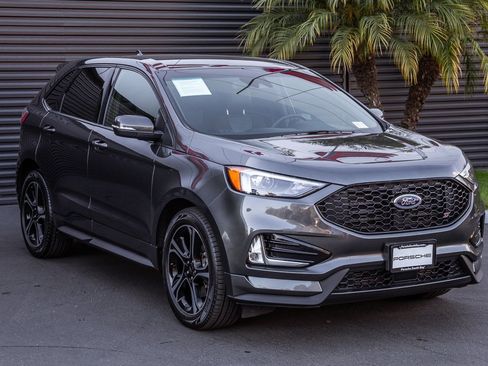 Used 2020 Ford Edge ST image 6