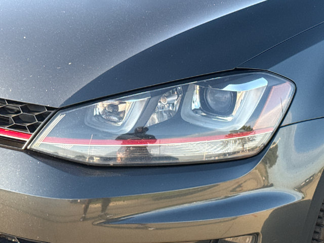 Used 2016 Volkswagen GTI SE w/ Lighting Package (SEL) FWD image 4