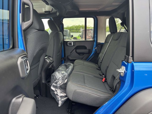 New 2026 Jeep Wrangler Unlimited Sport AWD/4WD image 9