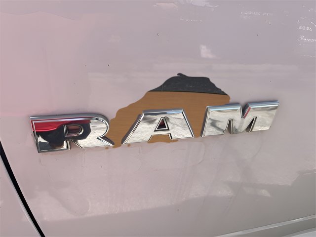 Used 2012 RAM 3500 ST w/ ST Decor Group AWD/4WD image 11