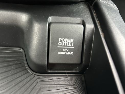Used 2018 Honda CR-V Touring image 33