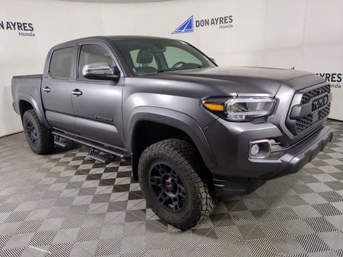 Used 2023 Toyota Tacoma Limited image 7