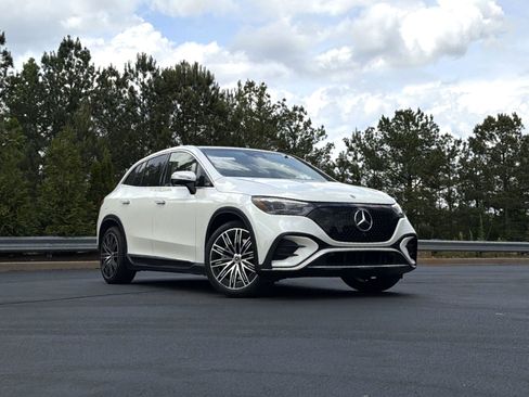 Used 2023 Mercedes-Benz EQE 350+ SUV w/ AMG Line Exterior Package image 2