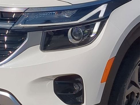 Used 2024 Kia Seltos S image 18