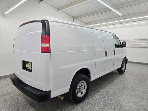 Used 2020 Chevrolet Express 2500 w/ Driver Convenience Package RWD image 7
