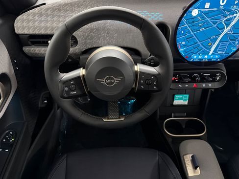 New 2026 MINI Cooper 2-Door Hardtop FWD image 14