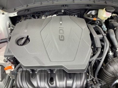 Used 2025 Hyundai Tucson Limited image 13