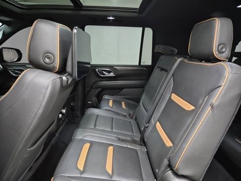 Used 2021 GMC Yukon XL AT4 w/ AT4 Premium Plus Package image 17