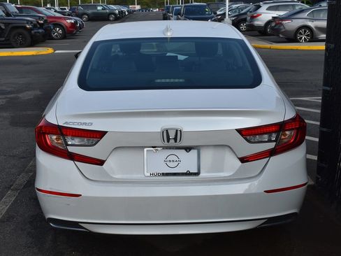 Used 2022 Honda Accord LX image 4