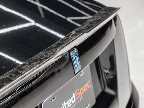 Used 2023 Rolls-Royce Phantom Sedan image 39