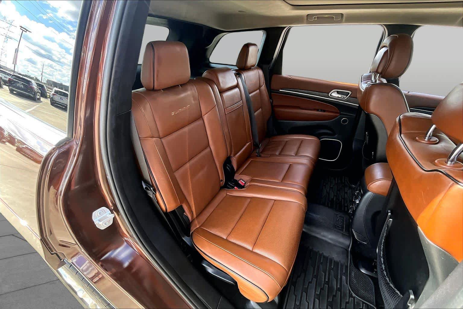 Used 2015 Jeep Grand Cherokee Summit w/ Platinum Series Group RWD image 20