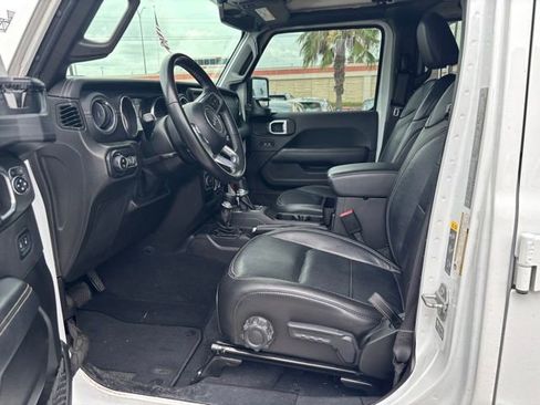 Used 2021 Jeep Gladiator Overland w/ Popular Equipment Package AWD/4WD image 8