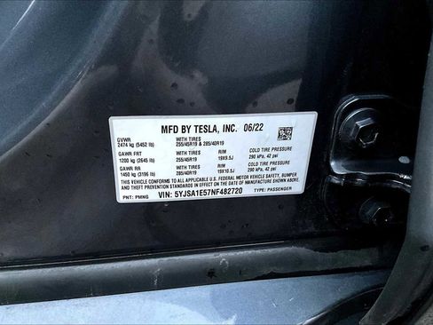 Used 2022 Tesla Model S image 21