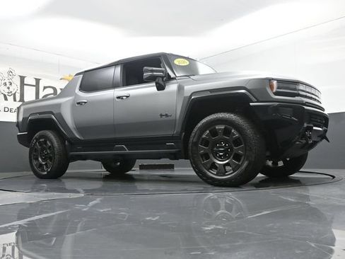 Used 2026 GMC Hummer EV 4x4 Crew Cab w/ Carbon Fiber Edition Package image 2