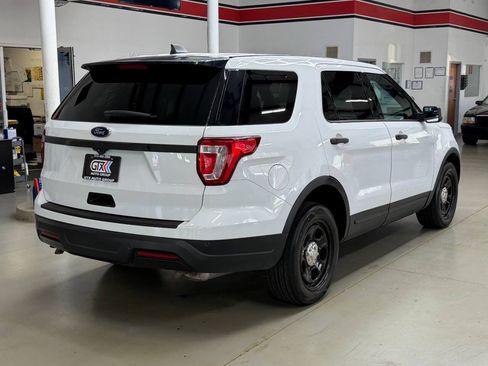 Used 2019 Ford Explorer 4WD Police Interceptor image 2