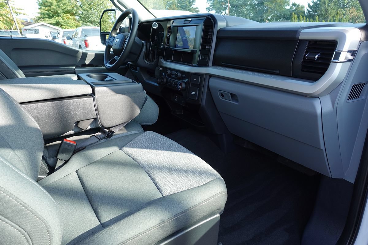 Used 2025 Ford F250 XLT w/ FX4 Off-Road Package AWD/4WD image 34