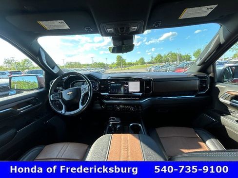 Used 2024 Chevrolet Silverado 1500 High Country w/ Technology Package image 27