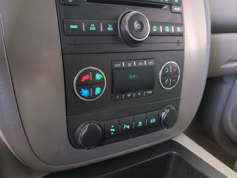 Used 2011 GMC Sierra 2500 SLT w/ SLT Convenience Package AWD/4WD image 26