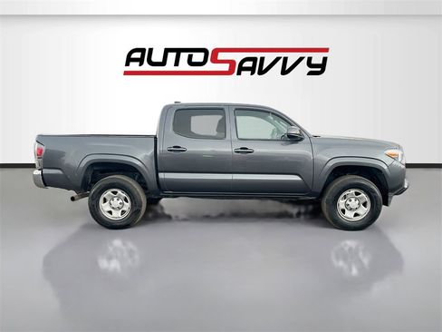 Used 2022 Toyota Tacoma SR image 8