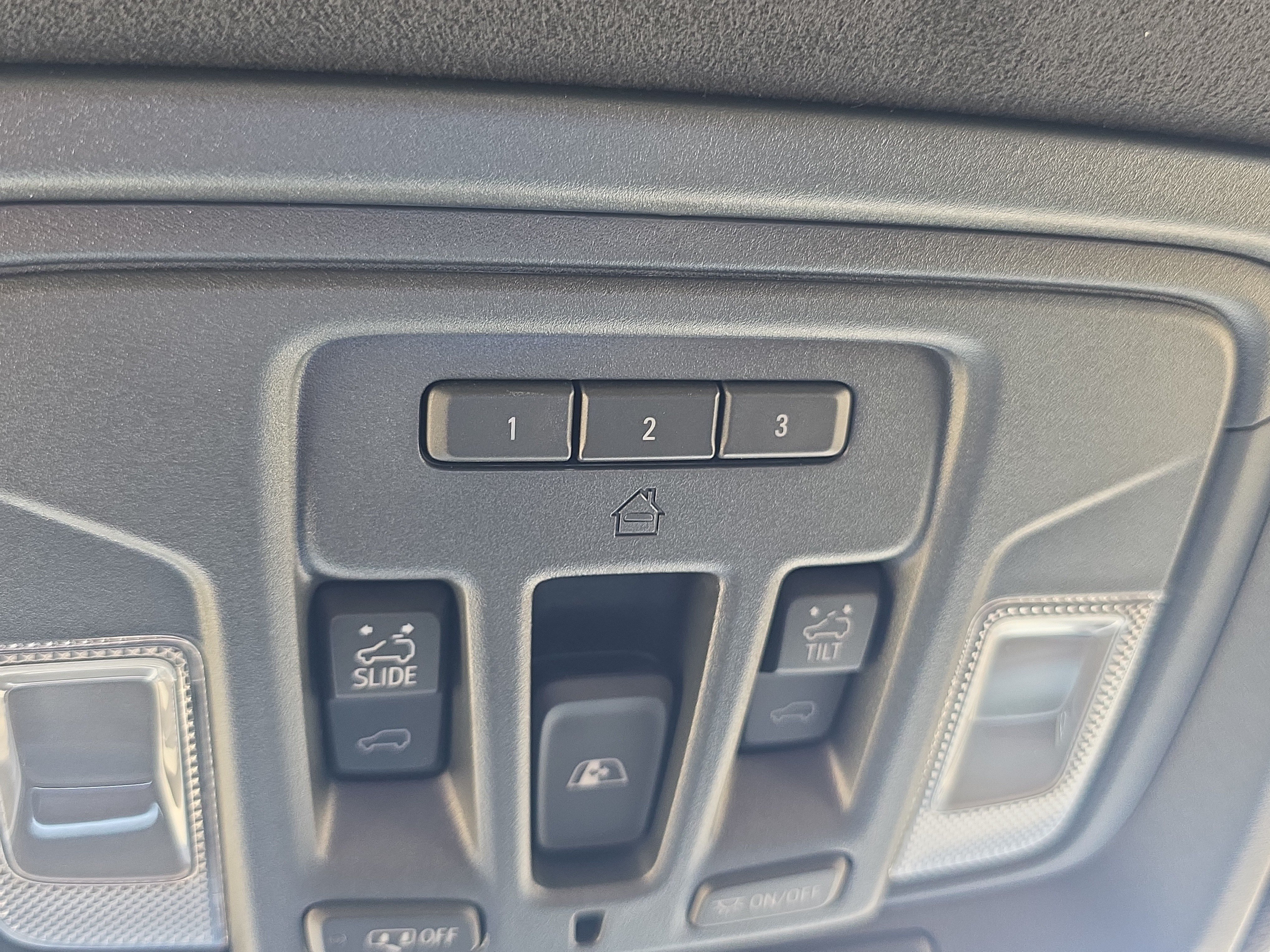 Used 2026 GMC Sierra 1500 Denali Ultimate AWD/4WD image 18