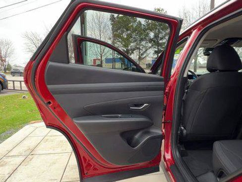Used 2026 Hyundai Tucson SEL FWD image 38