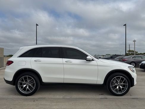 Used 2020 Mercedes-Benz GLC 300 4MATIC image 2
