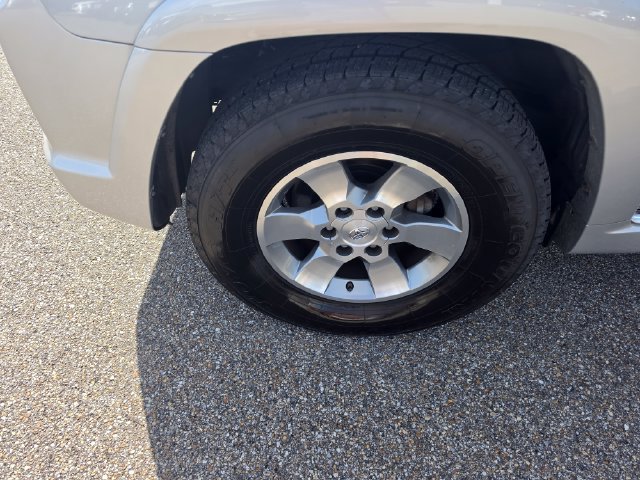 Used 2013 Toyota 4Runner SR5 w/ Convenience Pkg RWD image 9