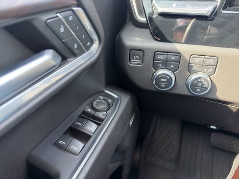 Certified 2023 GMC Sierra 1500 SLT w/ SLT Premium Plus Package image 22