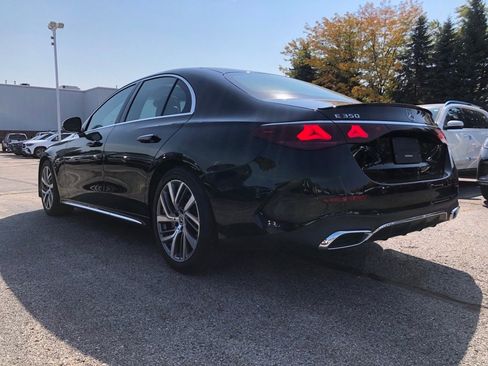 New 2025 Mercedes-Benz E 350 4MATIC Sedan image 4