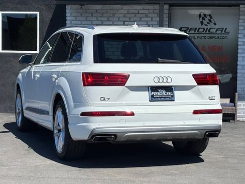 Used 2018 Audi Q7 3.0T Prestige w/ Prestige Package AWD/4WD image 18