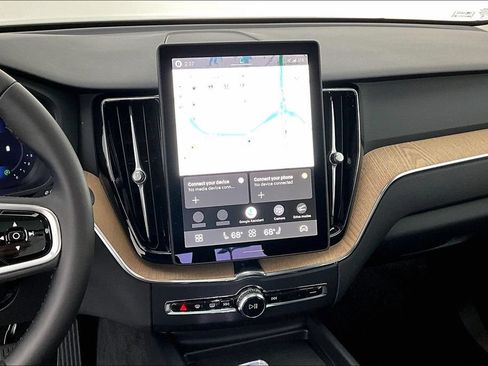 New 2026 Volvo XC60 B5 Core AWD/4WD image 21
