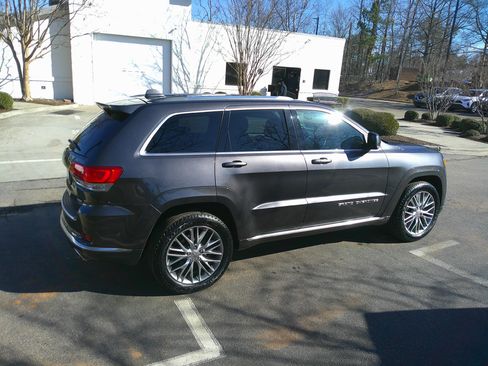 Used 2017 Jeep Grand Cherokee Summit w/ Platinum Series Group image 13