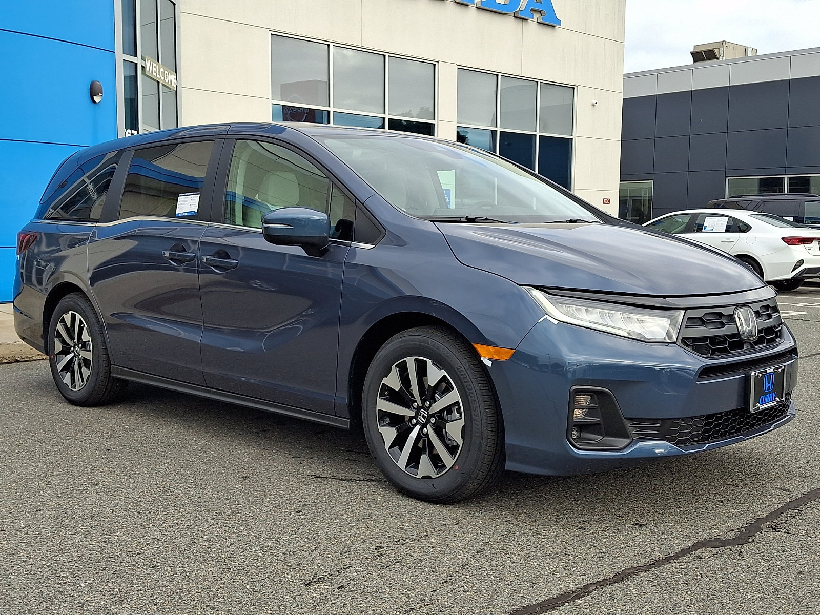 New 2027 Honda Odyssey EX-L image 2