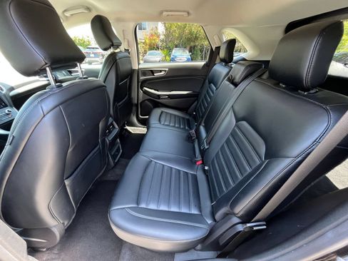 Used 2024 Ford Edge SEL AWD/4WD image 25