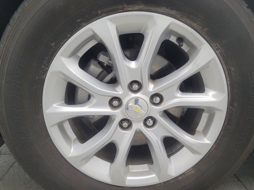Used 2018 Chevrolet Equinox LT FWD image 31
