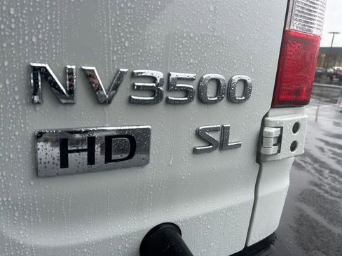 Used 2014 Nissan NV 3500 SL w/ Technology Package image 32