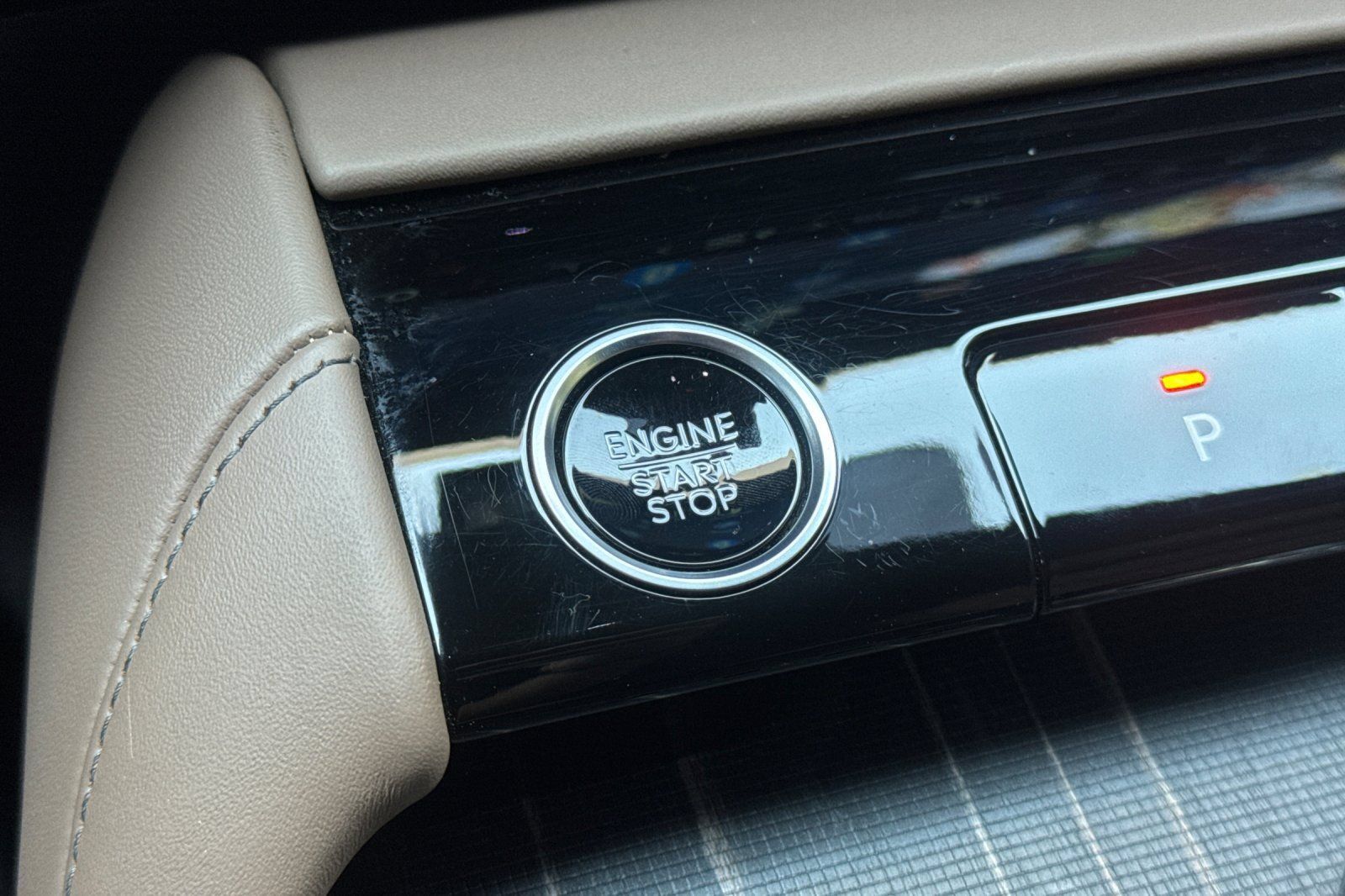 Used 2025 Lincoln Navigator Black Label AWD/4WD image 23