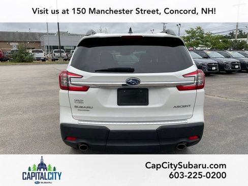 Used 2024 Subaru Ascent Premium w/ Convenience Package AWD/4WD image 5