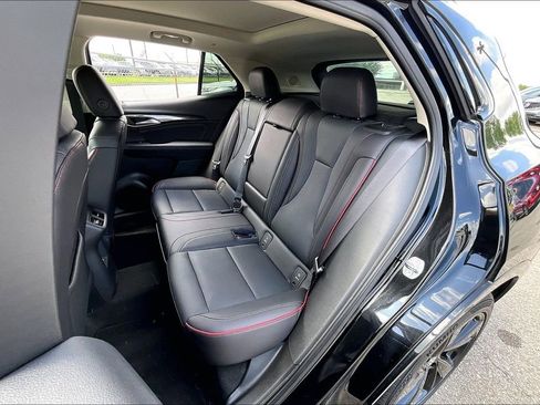 Used 2023 Buick Envision Essence w/ Sport Touring Package AWD/4WD image 35