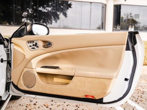 Used 2007 Jaguar XK XK image 73