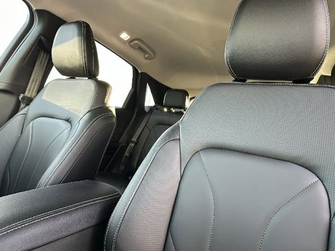 New 2026 Ford Escape Platinum w/ Premium Technology Package AWD/4WD image 11