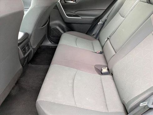 Used 2024 Toyota RAV4 XLE FWD image 17